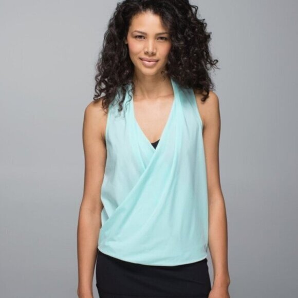 Lululemon Rollin’ with My Om’ies Tank Sz 4 - Picture 1 of 10
